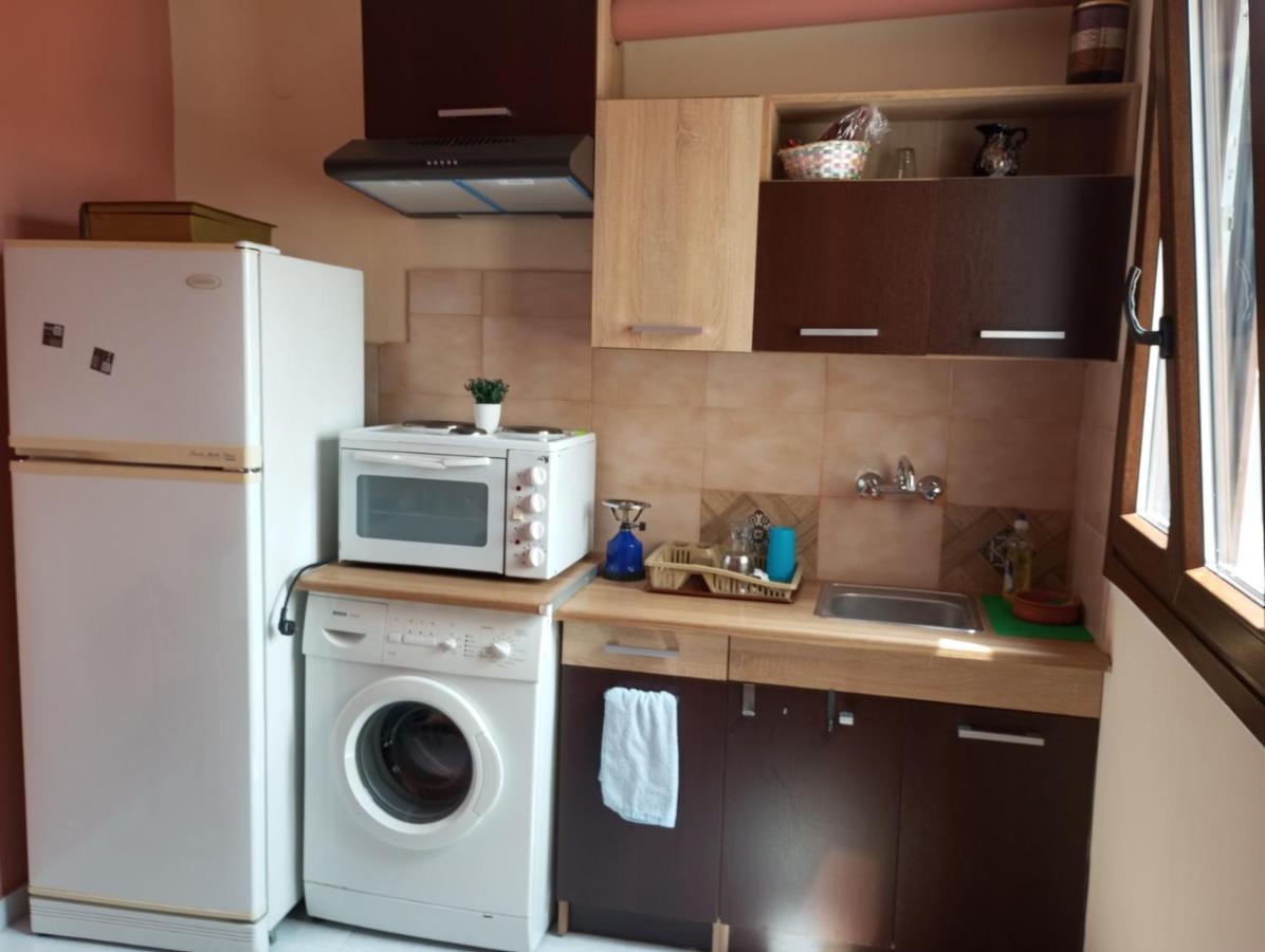 Cozy Studio Flat 1 Bedroom-Very Central Location Mytilene Exterior foto